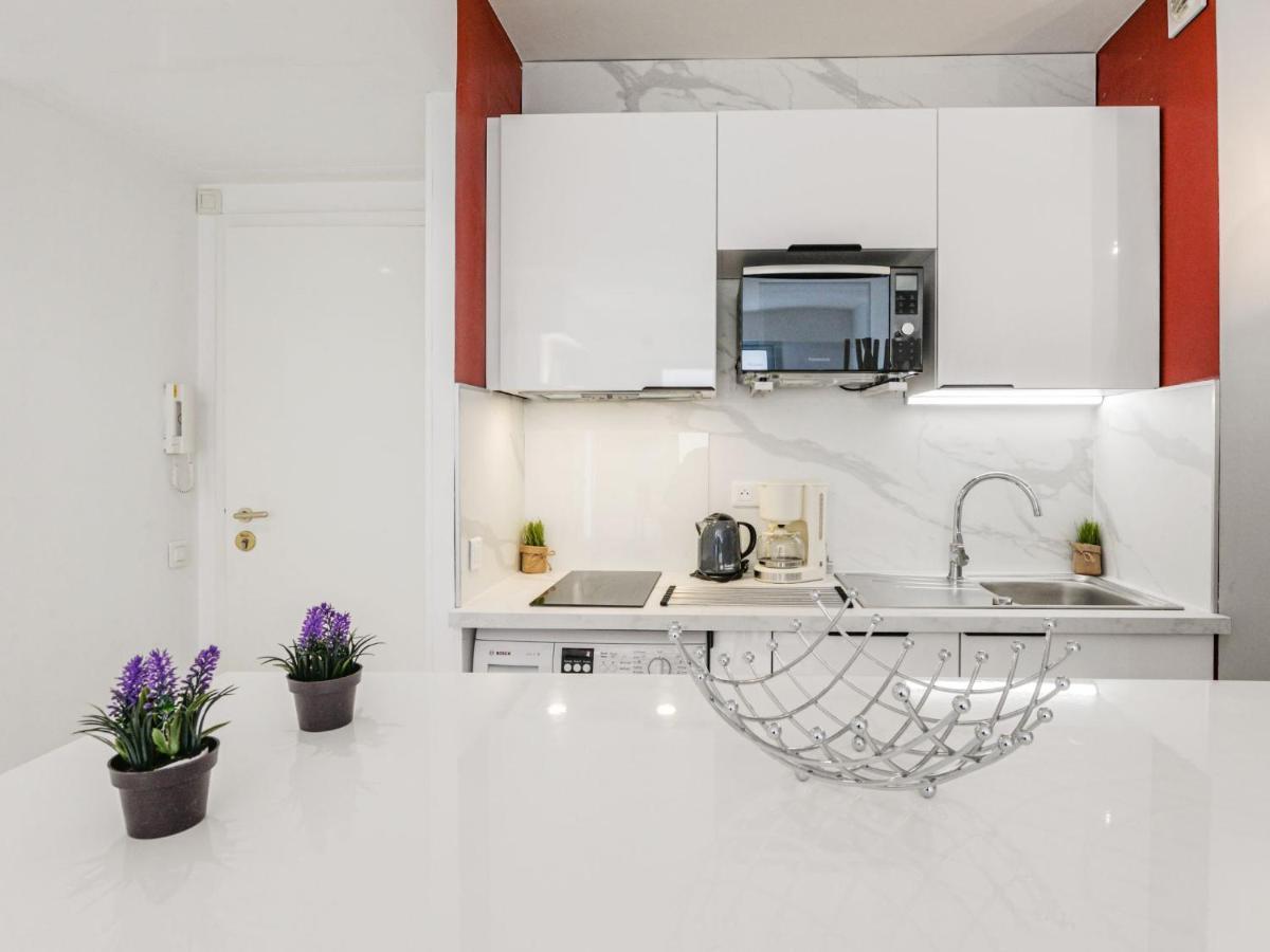 Apartment Dolce Vita By Interhome Сен-Лоран-дю-Вар Екстериор снимка