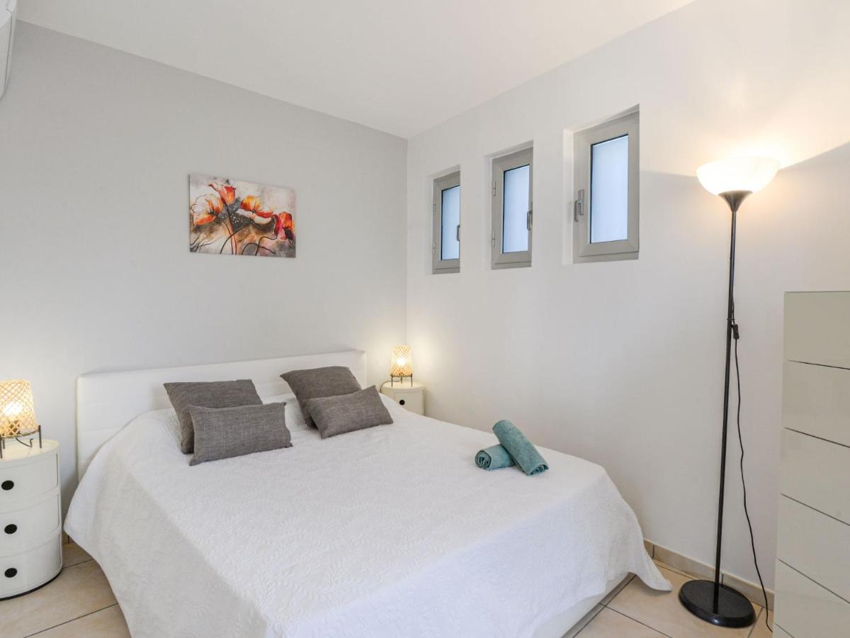 Apartment Dolce Vita By Interhome Сен-Лоран-дю-Вар Екстериор снимка